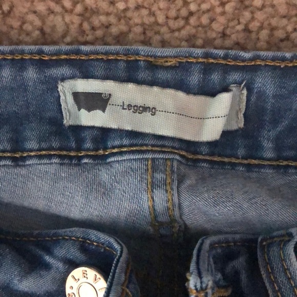 Jeans - Picture 2 of 5